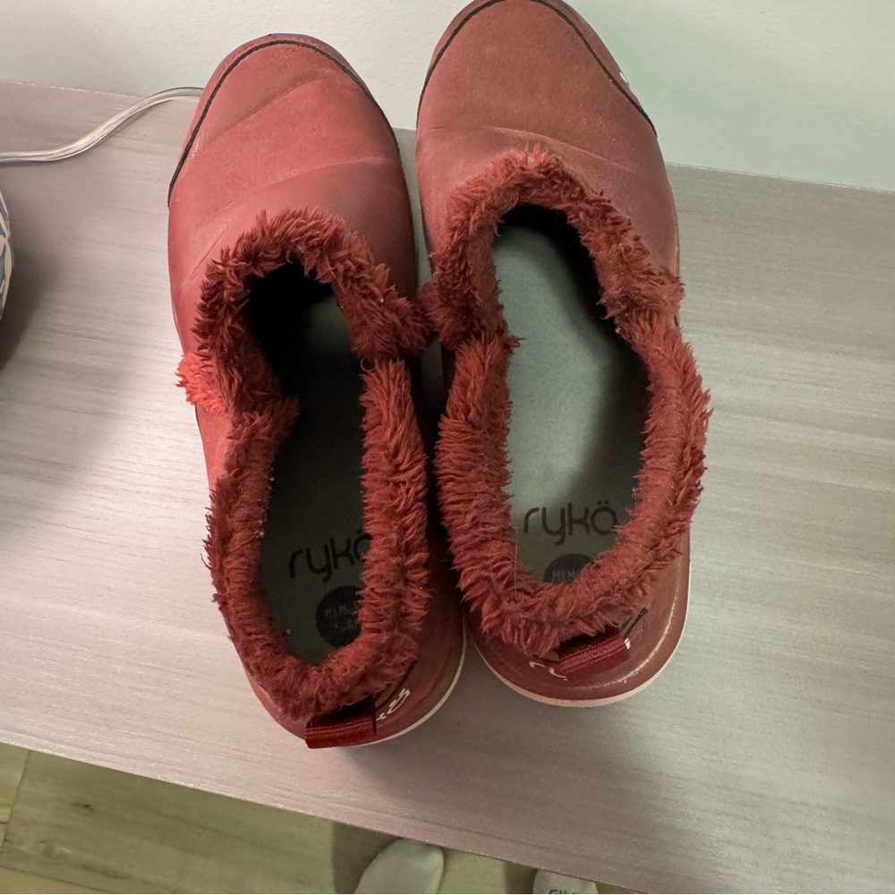 🍂 Ryka Faux Fur-Lined Slip-On Mules in Wine Red — Size 11W - Picture 7 of 8